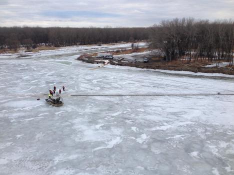 Cleanup crews try to contain oil from a pipeline spill in the Yellowstone River, near Glendive, Montana. Photo courtesy EPA.