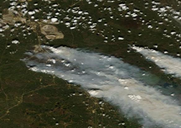 Fort McMurray Fire May 6 v2 NASA